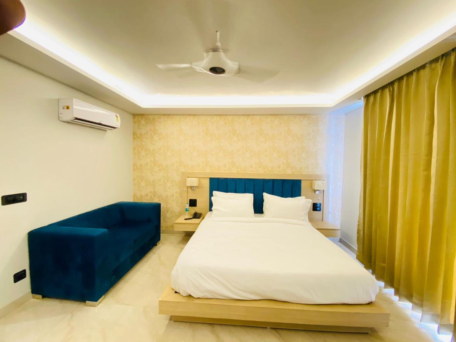 Hotel Holiday Grand Greater Noida Extérieur photo